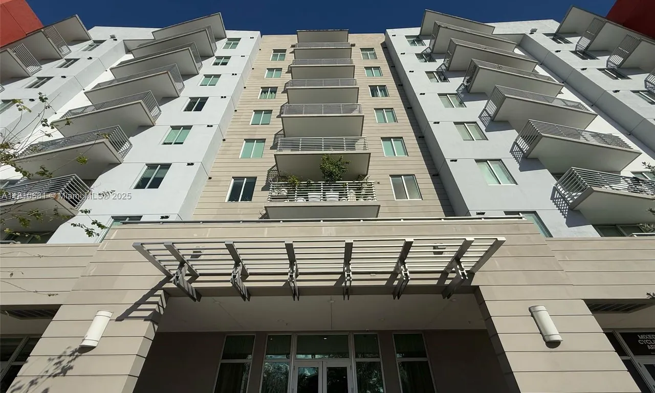 7661 NW 107th Ave # 401, Doral FL 33178