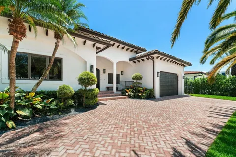1210 95th St, Bay Harbor Islands FL 33154