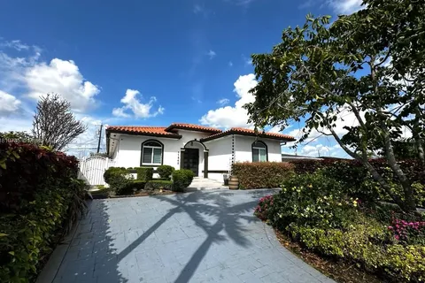 11845 SW 3rd St, Miami FL 33184