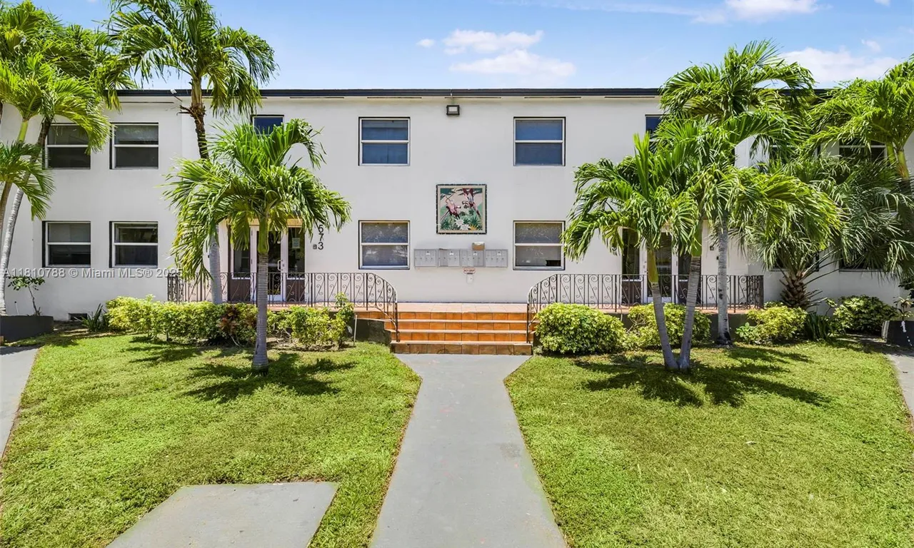 573 NE 82nd St # 7, Miami FL 33138