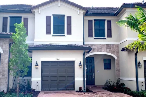 3386 W 112th St # 3386, Hialeah FL 33018