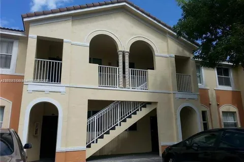 2903 SE 17th Ave # 205, Homestead FL 33035