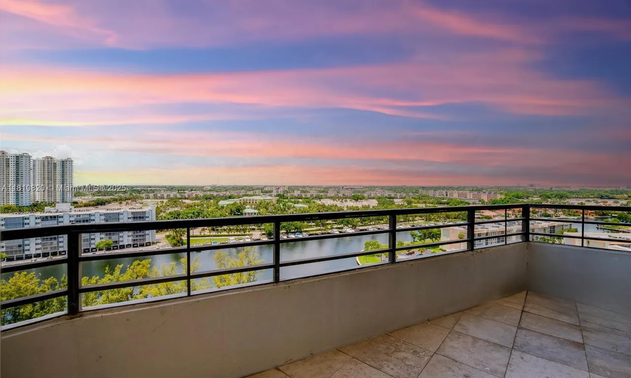 500 Three Islands Blvd # 1112, Hallandale Beach FL 33009