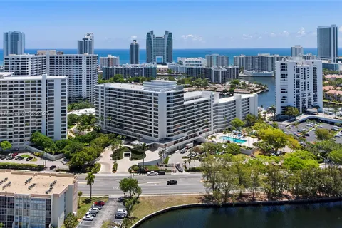500 Three Islands Blvd # 1112, Hallandale Beach FL 33009