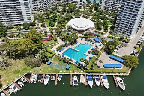 500 Three Islands Blvd # 1112, Hallandale Beach FL 33009