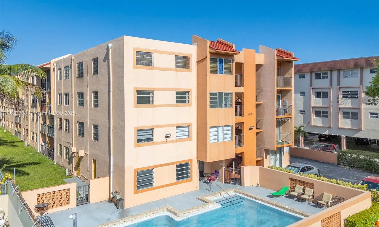 325 NW 72nd Ave # 301, Miami FL 33126