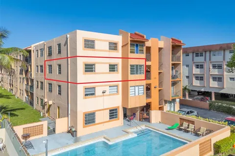 325 NW 72nd Ave # 301, Miami FL 33126