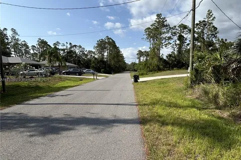 8 Lummus St, North Port FL 34286