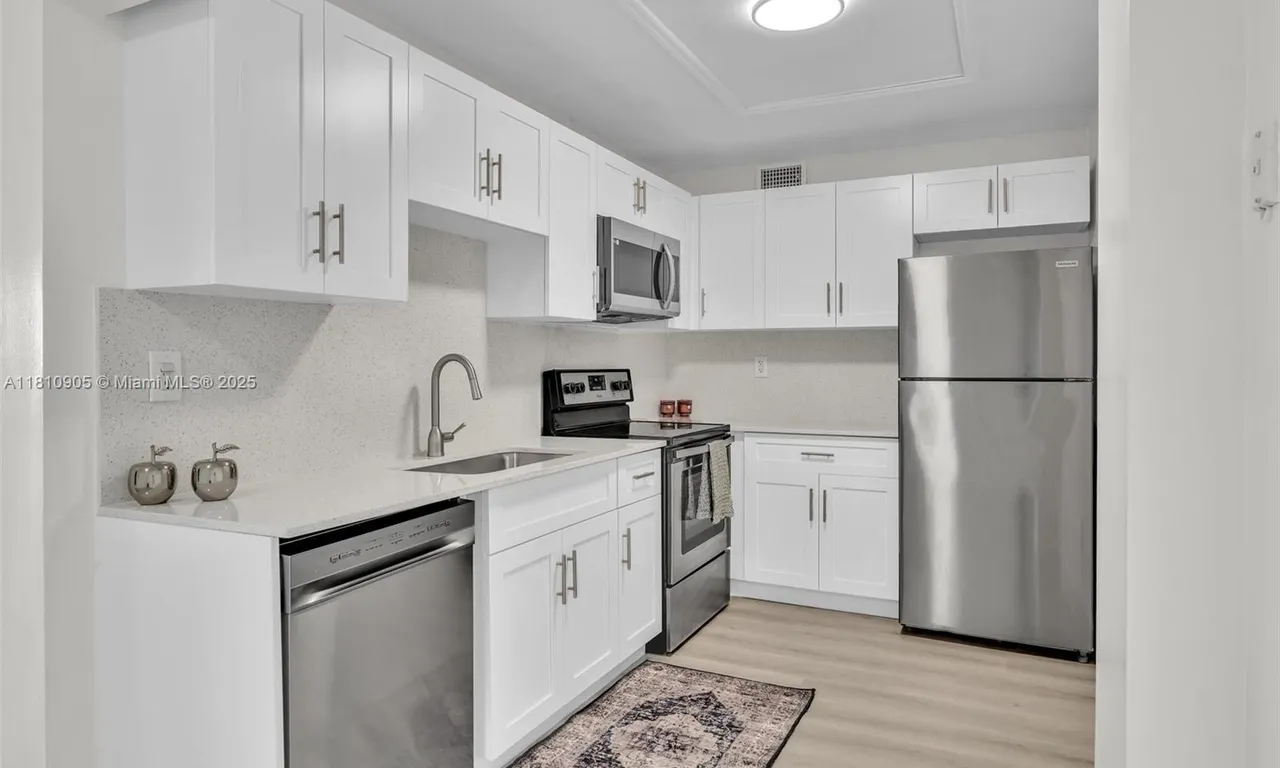 16465 NE 22nd Ave # 502, North Miami Beach FL 33160