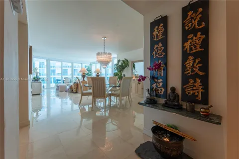 2127 Brickell Ave # 3304, Miami FL 33129