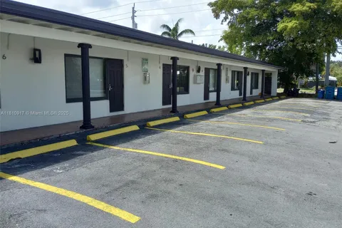 824 NE 4th St # 4, Fort Lauderdale FL 33301