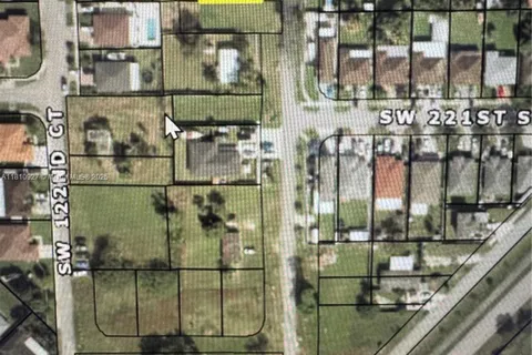 12208 SW 220th St, Miami FL 33170