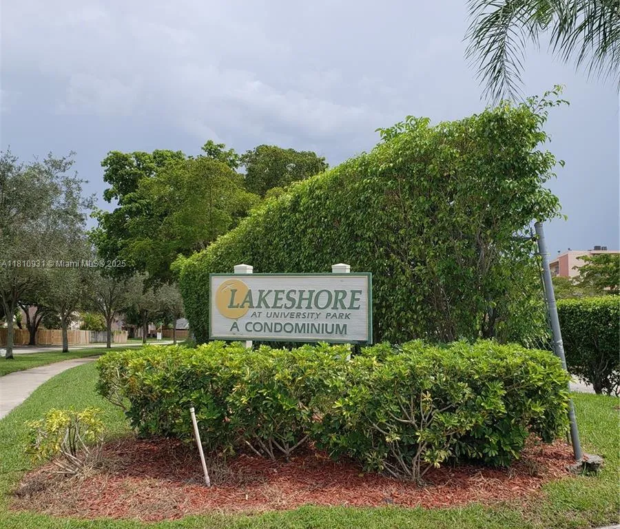 8540 N Sherman Cir # 204, Miramar FL 33025