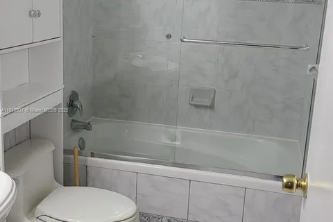 8540 N Sherman Cir # 204, Miramar FL 33025
