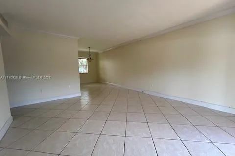 8475 SW 94th St # 116E, Miami FL 33156