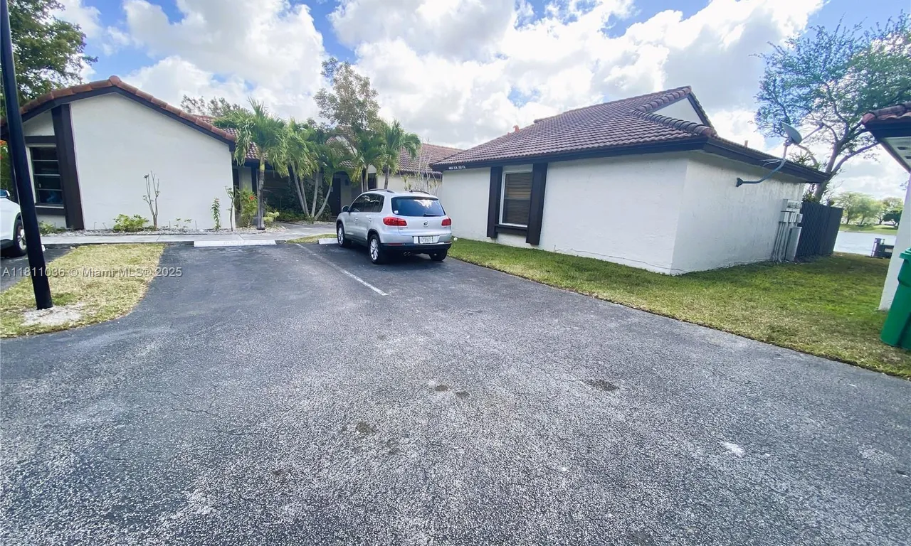 4825 SW 152nd Ct # 29H, Miami FL 33185