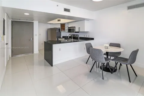 1750 N Bayshore Dr # 5214, Miami FL 33132