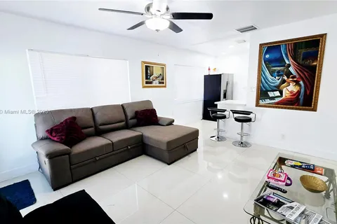 139 NW 14th Way, Dania Beach FL 33004
