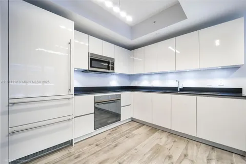 1010 Brickell # 1906, Miami FL 33131