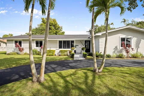 17243 SW 87th Ave, Palmetto Bay FL 33157