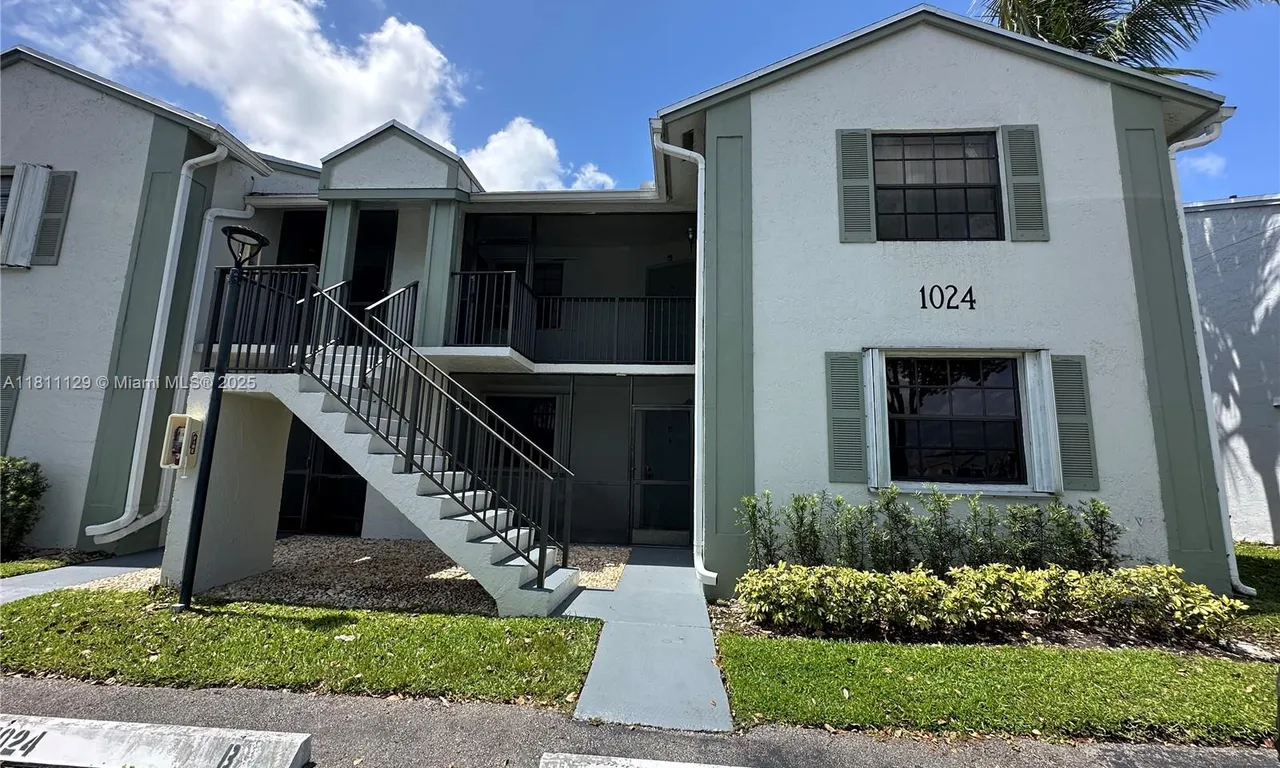 1024 S Independence Dr # 1024A, Homestead FL 33034