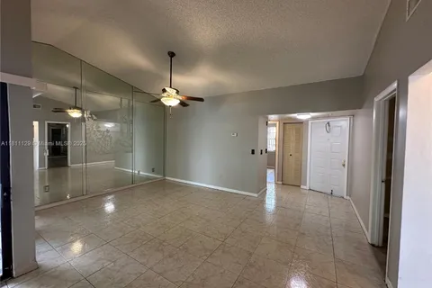 1024 S Independence Dr # 1024A, Homestead FL 33034