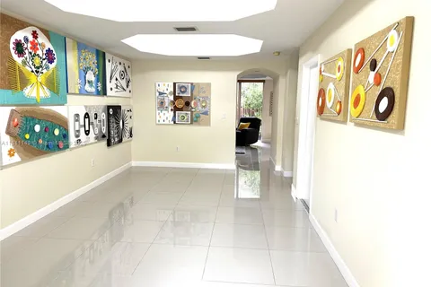 15222 SW 30th Ter, Miami FL 33185
