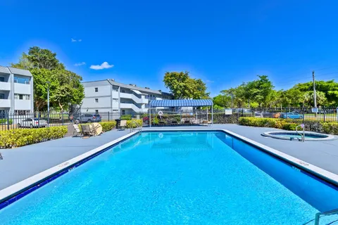 8401 Lagos De Campo Blvd # 210V, Tamarac FL 33321