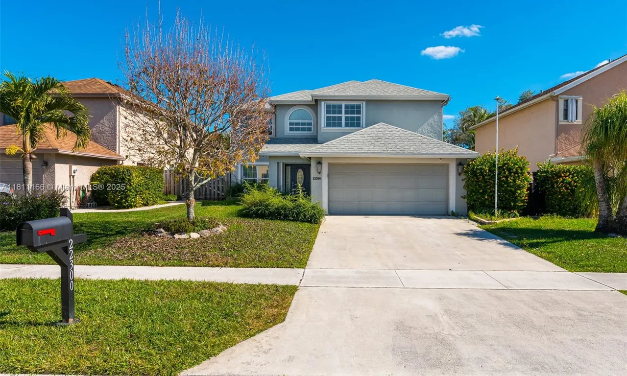 22300 Sands Point Dr, Boca Raton FL 33433