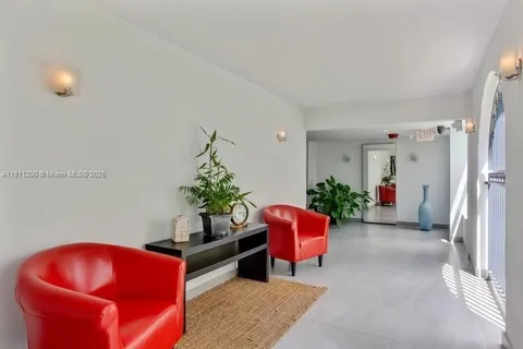 2455 Flamingo Dr # 201, Miami Beach FL 33140