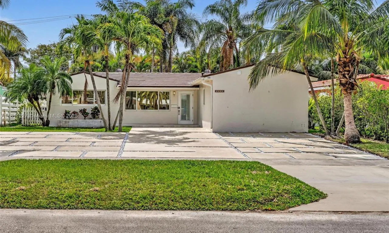 1510 Coolidge St, Hollywood FL 33020