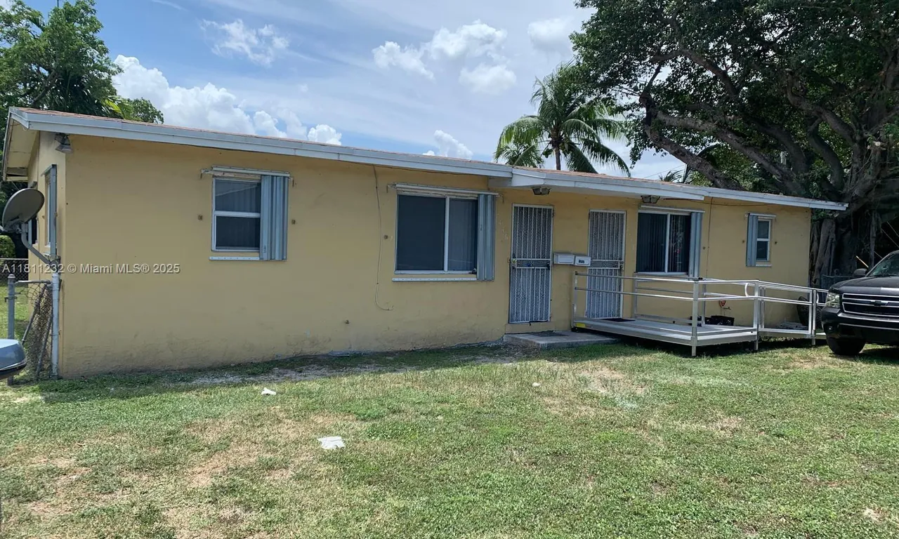 7446 NW 17 Ave # 7446, Miami FL 33147