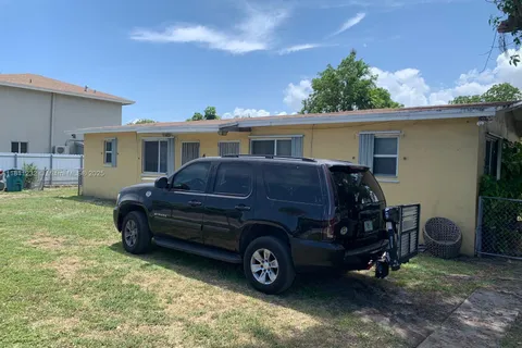 7446 NW 17 Ave # 7446, Miami FL 33147