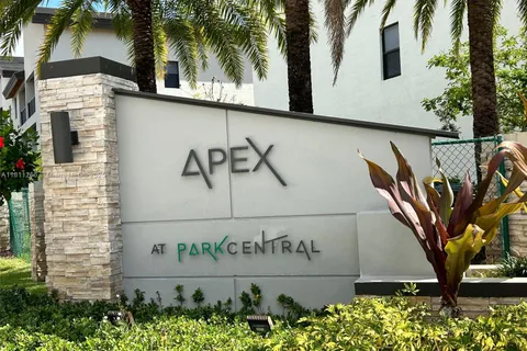 8005 NW 104th Ave # 24, Doral FL 33178