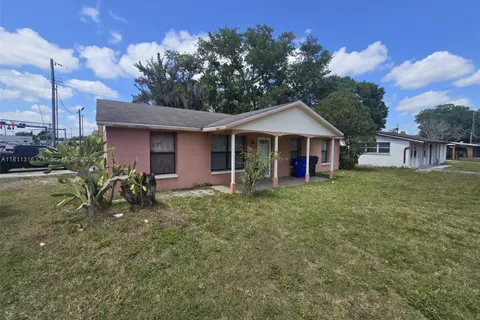 1521 Richmond Road, Lakeland FL 33805
