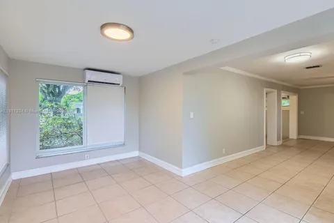 3600 SW 2nd St, Fort Lauderdale FL 33312