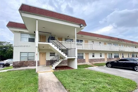 6211 SW 37th St # 211, Davie FL 33314