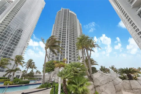18001 Collins Ave # 1504, Sunny Isles Beach FL 33160
