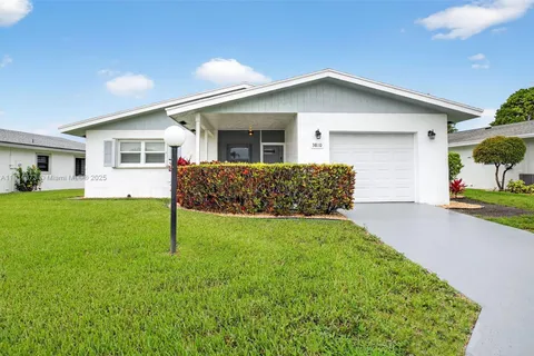 3810 Rowena Cir, West Palm Beach FL 33417