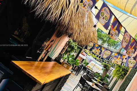 Mexican Restaurant 8 St, Miami FL 33135