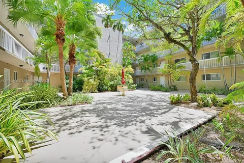 7740 Camino Real # 407, Miami FL 33143