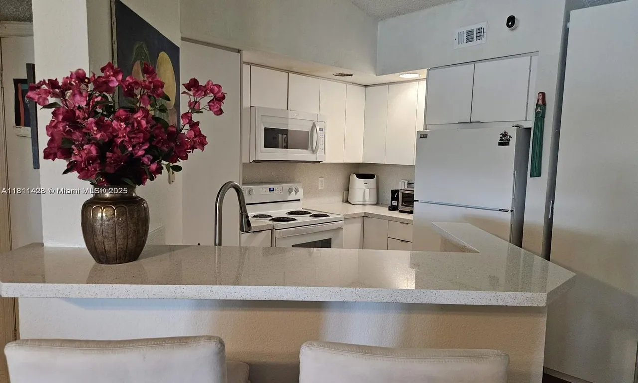 12510 S Vista Isles # 1223, Sunrise FL 33325