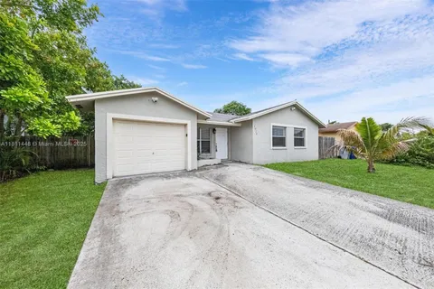 1920 NW 3rd Ave, Pompano Beach FL 33060