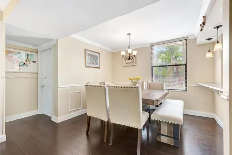 8411 Forest Hills Dr # 208, Coral Springs FL 33065