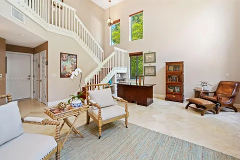 8205 SW 171st Ter, Palmetto Bay FL 33157