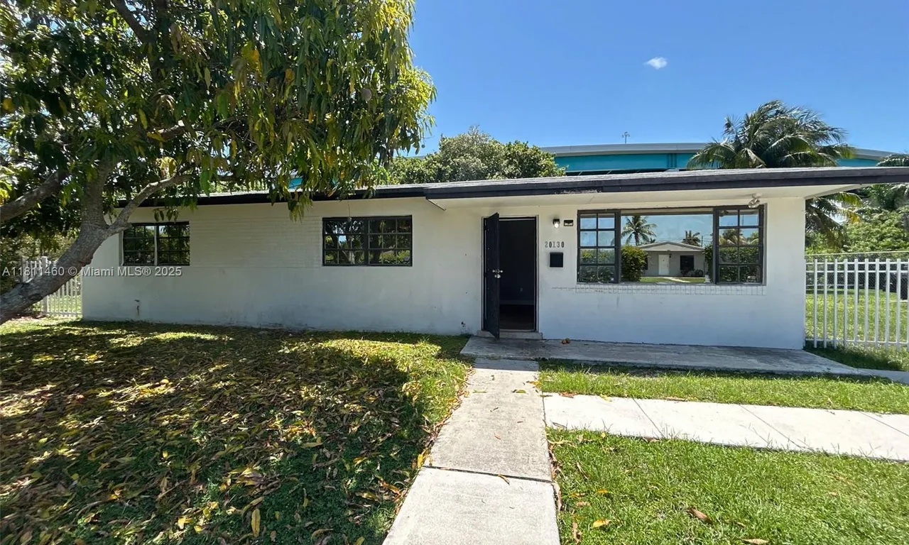 20130 NW 15th Ave, Miami Gardens FL 33169