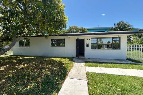 20130 NW 15th Ave, Miami Gardens FL 33169