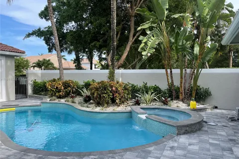 4181 SW 185th Ave, Miramar FL 33029