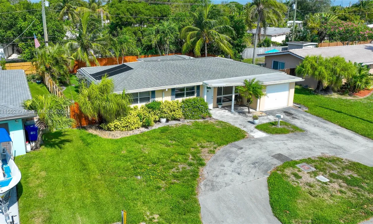 4051 NE 17th Ter, Pompano Beach FL 33064