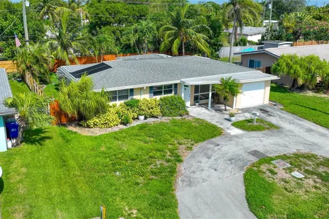 4051 NE 17th Ter, Pompano Beach FL 33064